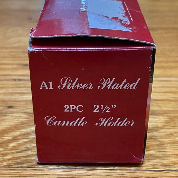 Classic Silver Plated Pair of Candle Holders - Picture 8 of 8